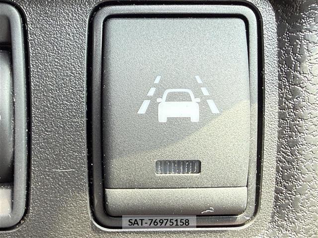 Nissan NOTE 2018 8911190-21