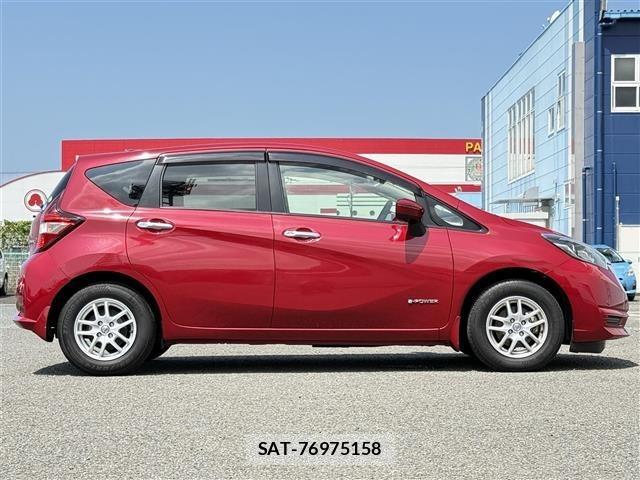 Nissan NOTE 2018 8911190-22