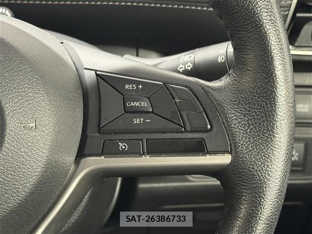 Nissan SERENA 2018 8924293-20