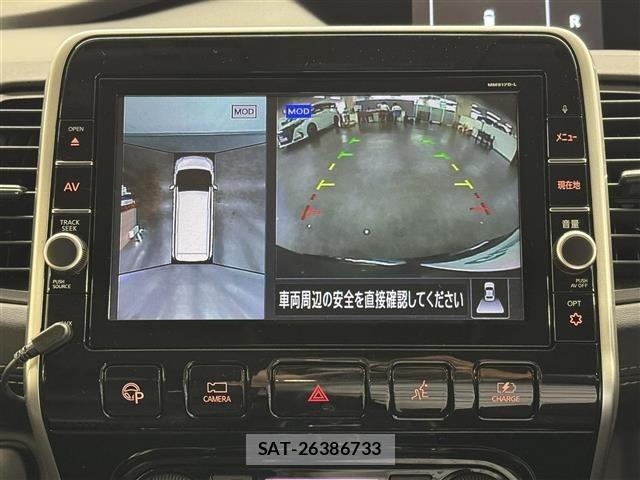 Nissan SERENA 2018 8924293-28