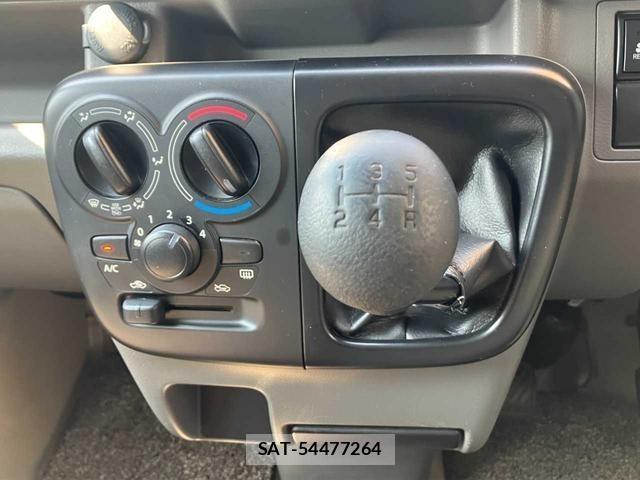 Suzuki EVERY 2018 8679647-6