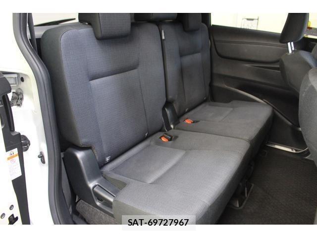 Toyota SIENTA 2017 8903032-11