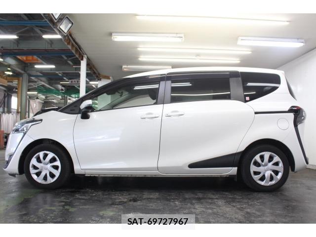Toyota SIENTA 2017 8903032-12