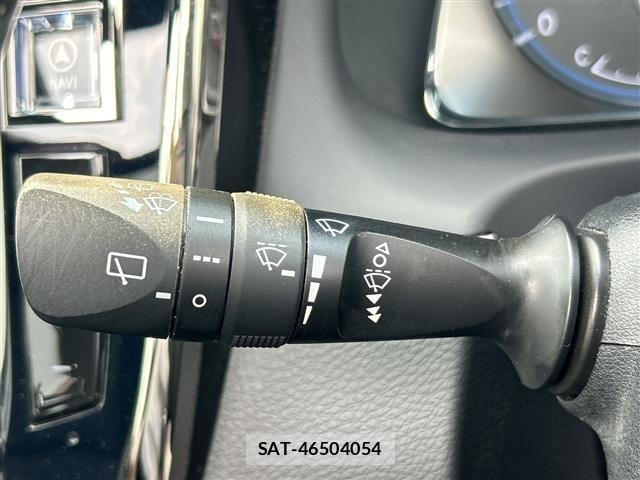 Toyota HARRIER 2017 8936804-7