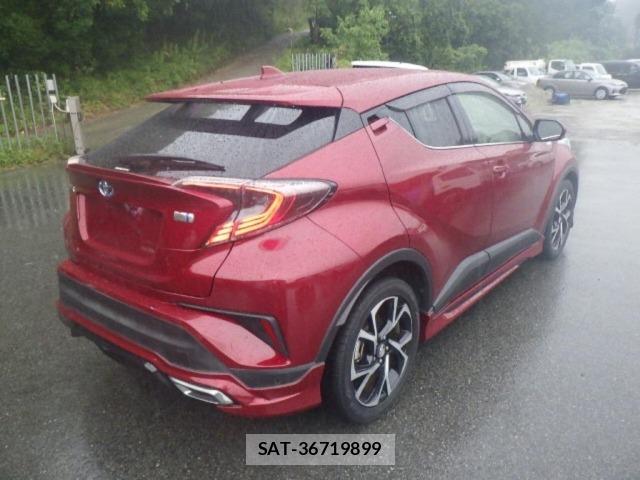 Toyota C-HR 2017 8862796-1
