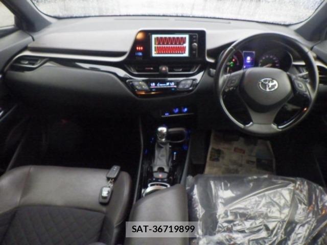 Toyota C-HR 2017 8862796-2