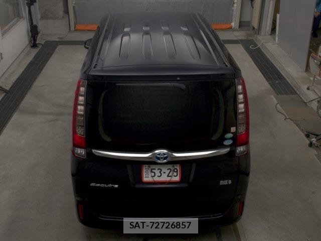 Toyota ESQUIRE 2015 8692533-7