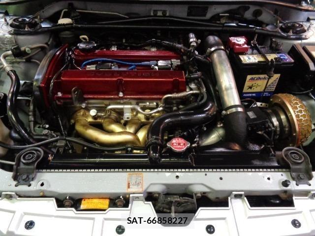 Mitsubishi LANCER 2001 8677958-10