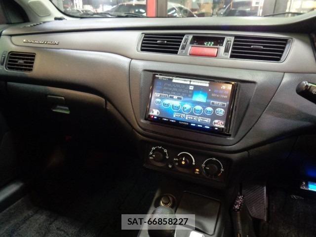 Mitsubishi LANCER 2001 8677958-32