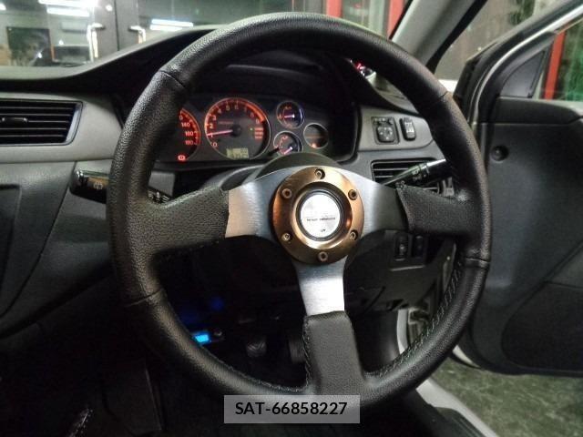 Mitsubishi LANCER 2001 8677958-33