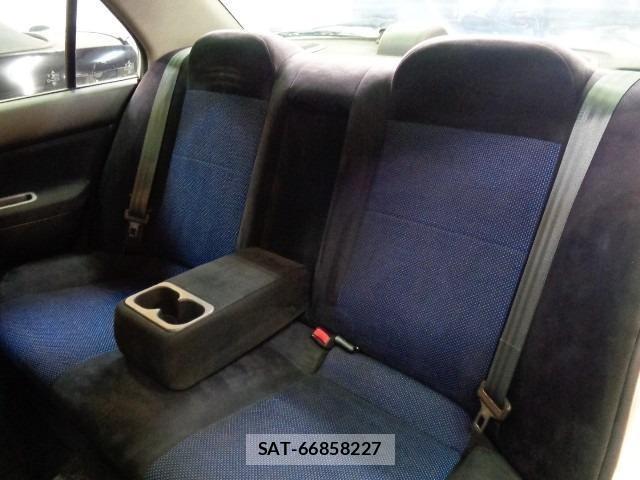 Mitsubishi LANCER 2001 8677958-40