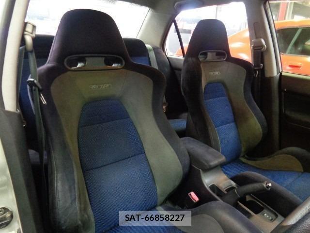 Mitsubishi LANCER 2001 8677958-9