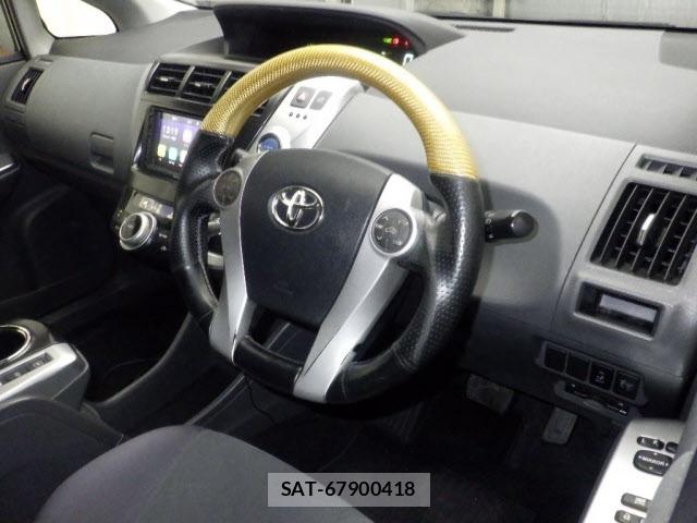 Toyota PRIUS 2014 8680691-3
