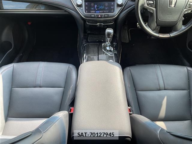 Toyota CROWN 2018 8680498-2