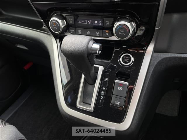 Nissan SERENA 2016 8924312-1