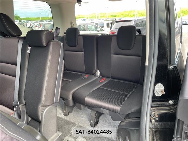 Nissan SERENA 2016 8924312-11
