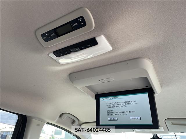 Nissan SERENA 2016 8924312-15