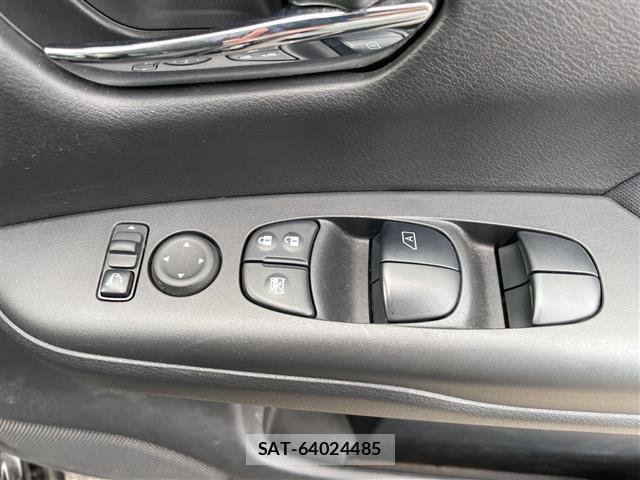 Nissan SERENA 2016 8924312-5