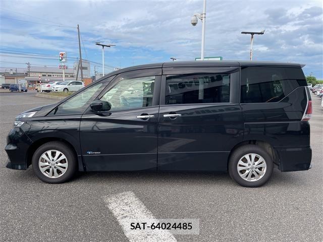 Nissan SERENA 2016 8924312-6