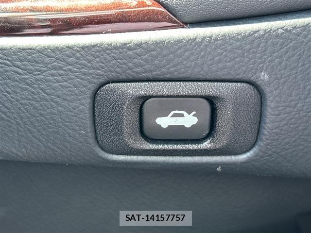 Toyota CROWN MAJESTA 2007 8680752-11