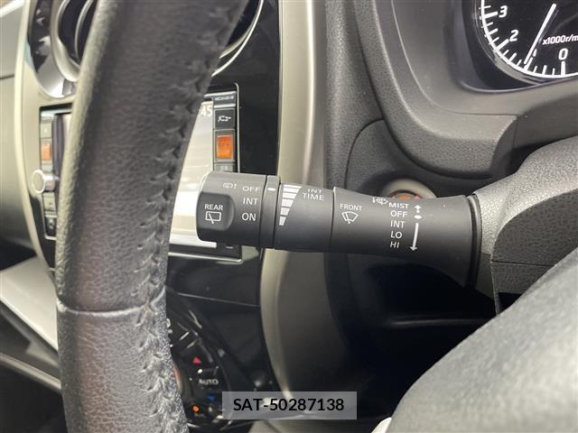 Nissan NOTE 2015 8911262-1