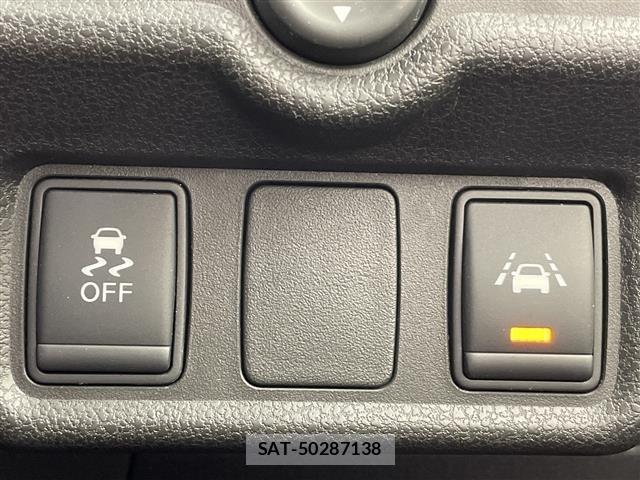 Nissan NOTE 2015 8911262-8