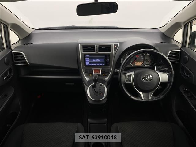 Toyota RACTIS 2013 8680713-15
