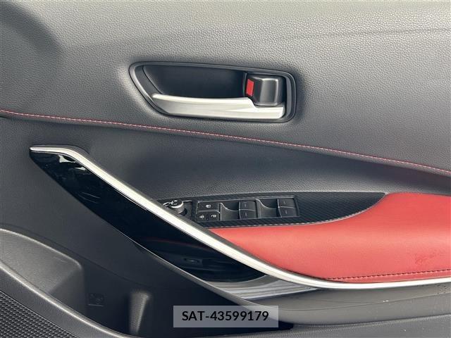 Toyota COROLLA SPORT 2019 8688554-5