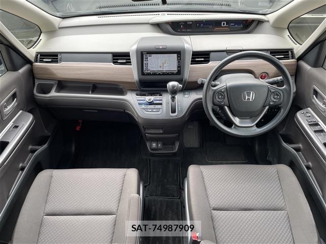 Honda FREED 2022 8684066-14