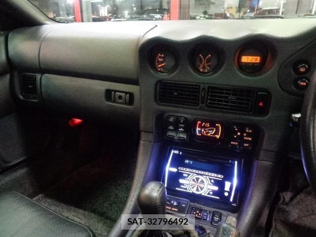 Mitsubishi GTO 1995 8927049-28