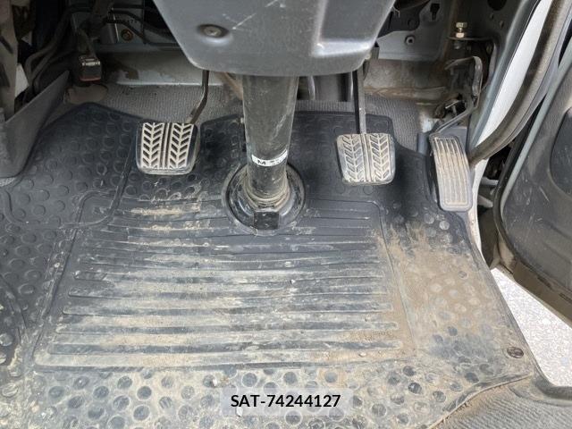 Mazda BONGO TRUCK 2000 8719167-4