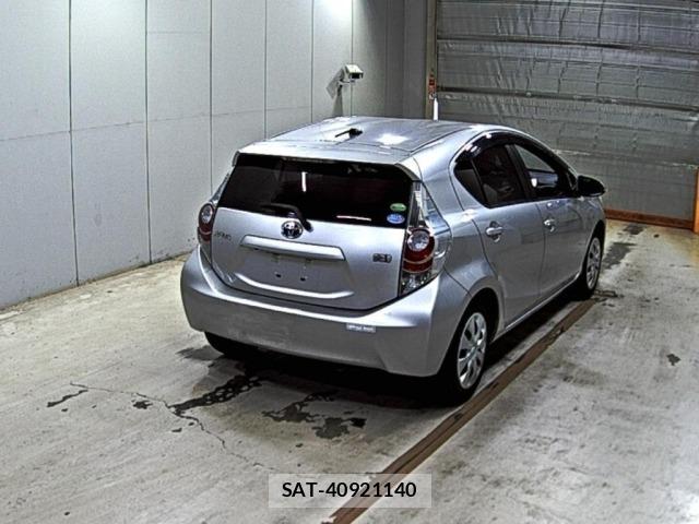 Toyota AQUA 2014 8705899-5