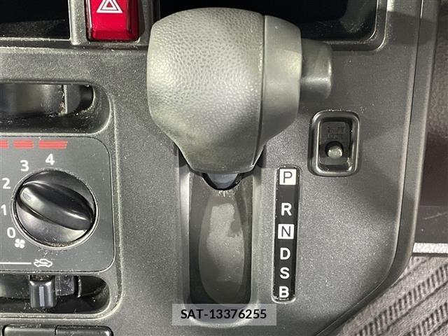 Toyota TANK 2018 8913370-5
