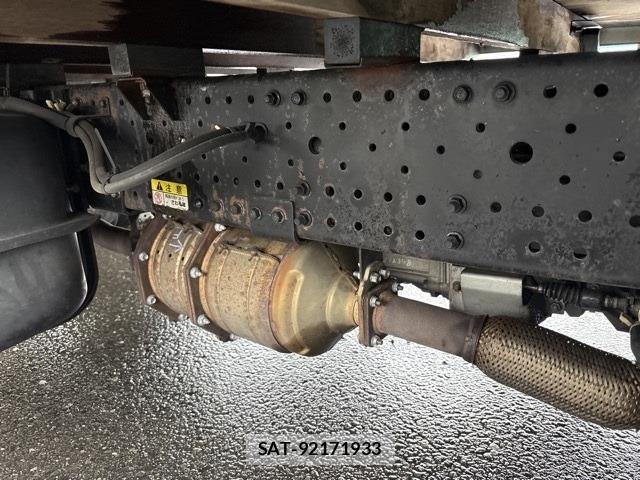 Mazda TITAN 2015 8856099-17