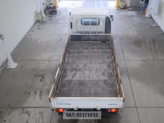 Mazda TITAN 2015 8856099-3