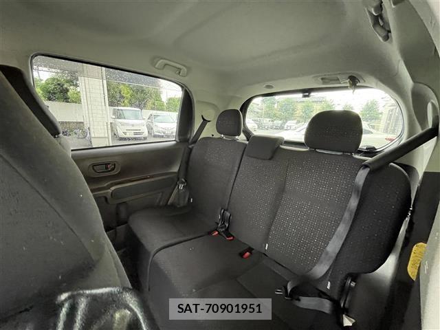 Toyota SPADE 2014 8917270-1