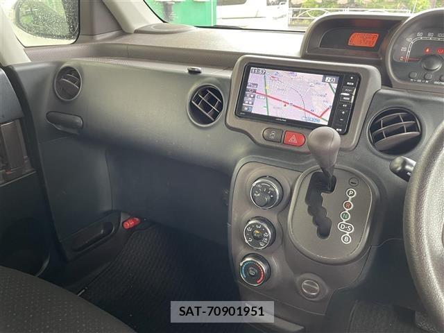 Toyota SPADE 2014 8917270-18