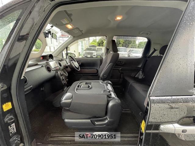 Toyota SPADE 2014 8917270-3