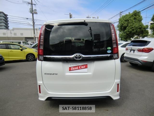 Toyota ESQUIRE 2016 8908421-11
