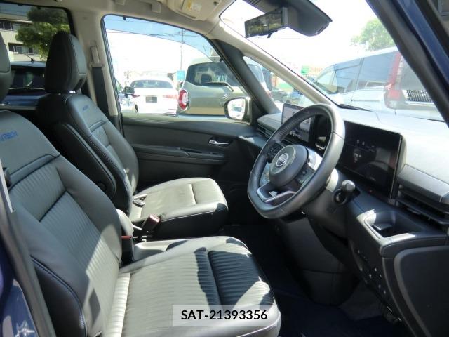 Nissan SERENA 2023 8921266-17