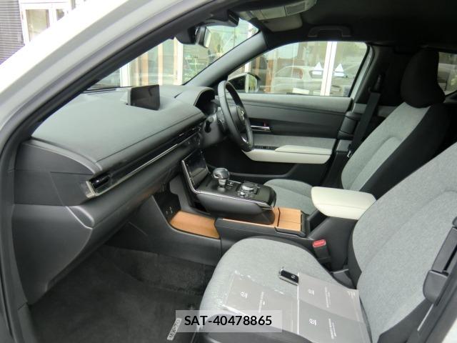 Mazda MX-30 2023 8931389-16