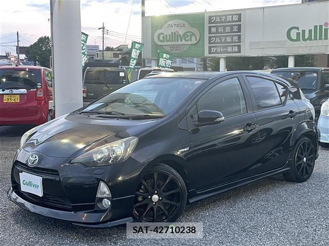 Toyota AQUA 2012 8946854-11