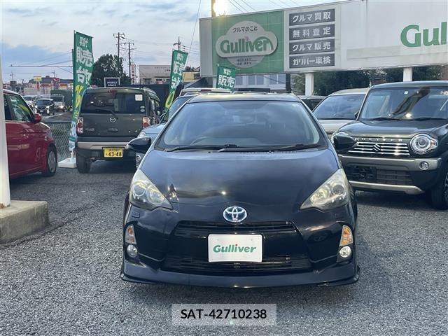 Toyota AQUA 2012 8946854-12
