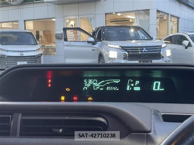 Toyota AQUA 2012 8946854-15