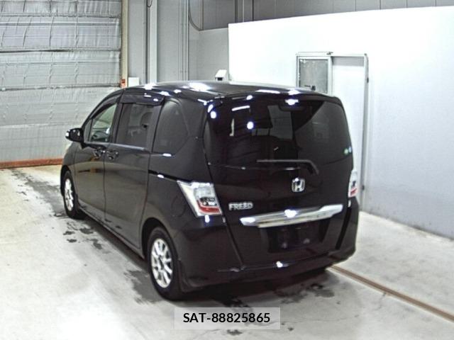 Honda FREED 2014 8716531-1
