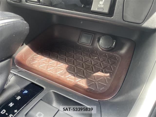 Toyota RAV4 2020 8938052-19