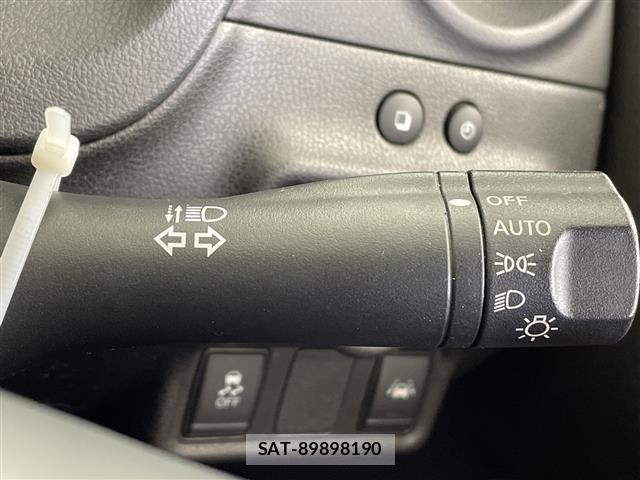 Nissan NOTE 2017 8911298-7