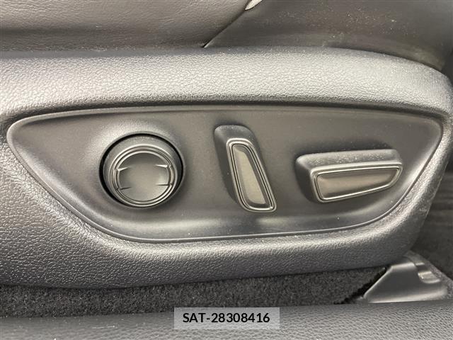 Toyota CROWN 2018 8937463-19