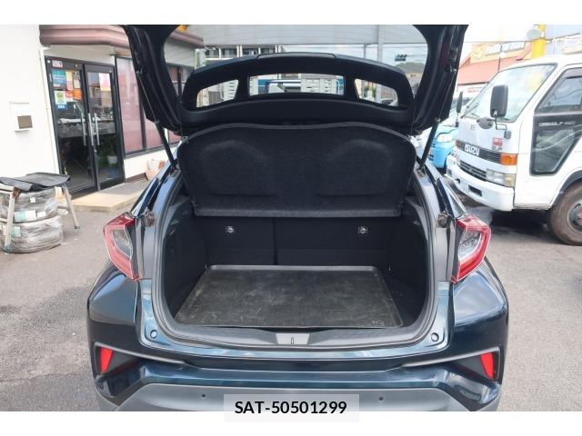 Toyota C-HR 2019 8684300-10