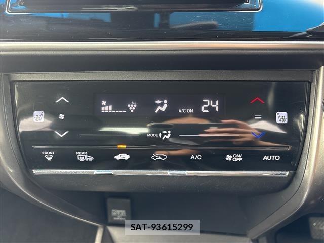 Honda GRACE 2016 8863895-19